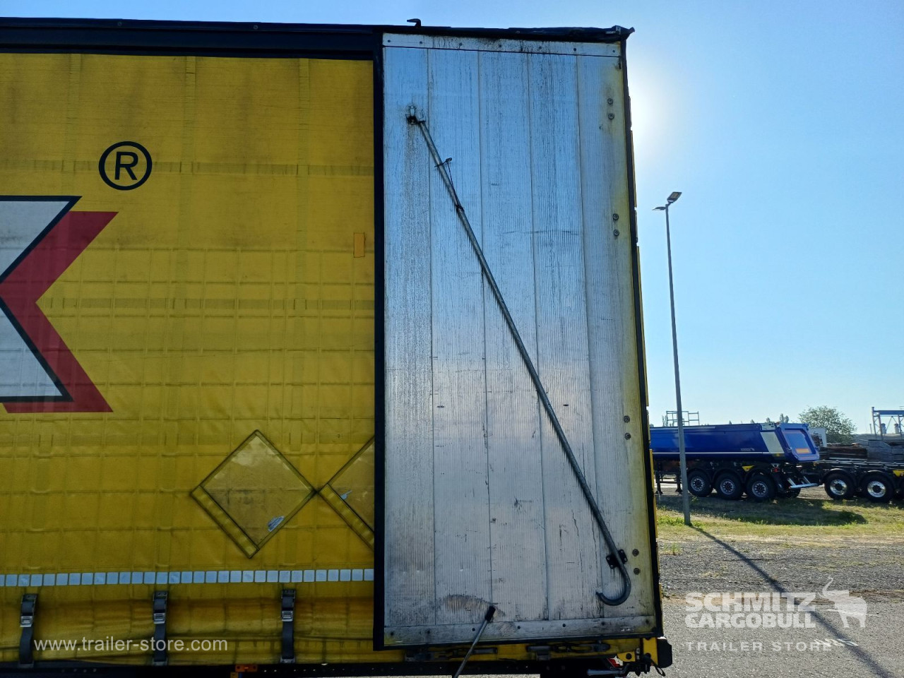Schmitz Cargobull Curtainsider Mega 