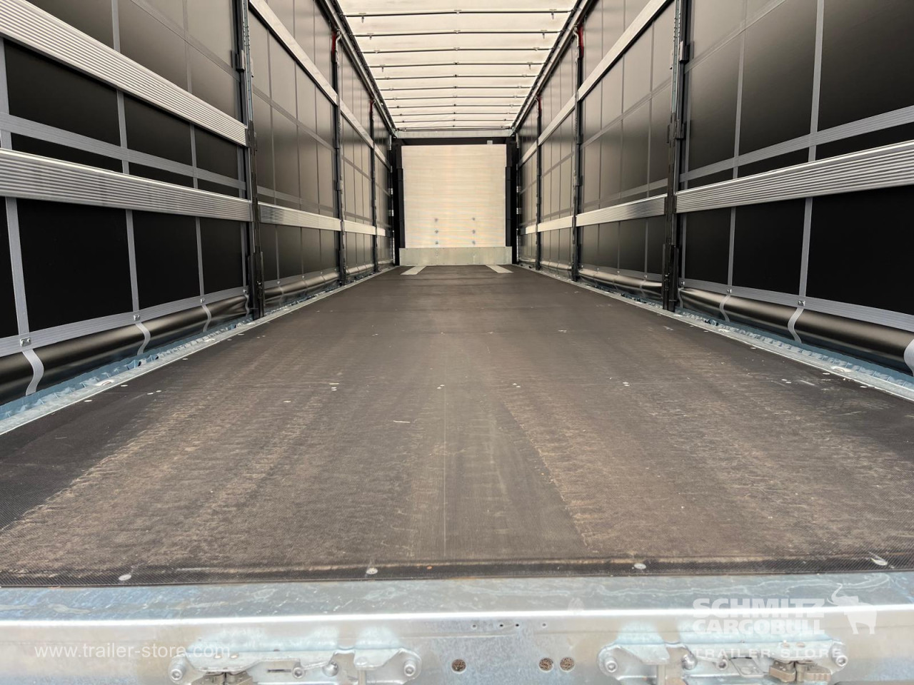 Schmitz Cargobull Curtainsider Euroliner 