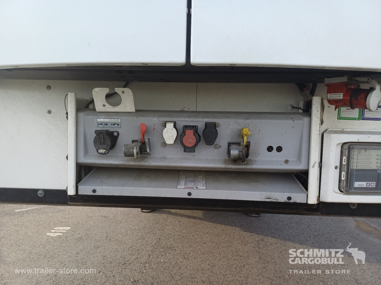 Schmitz Cargobull Tiefkühler Multitemp Trennwand 