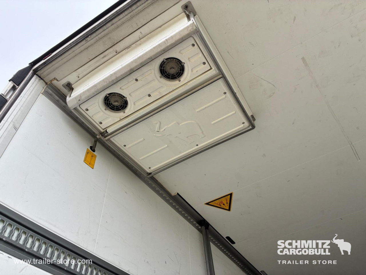 Schmitz Cargobull Tiefkühler Multitemp Trennwand 