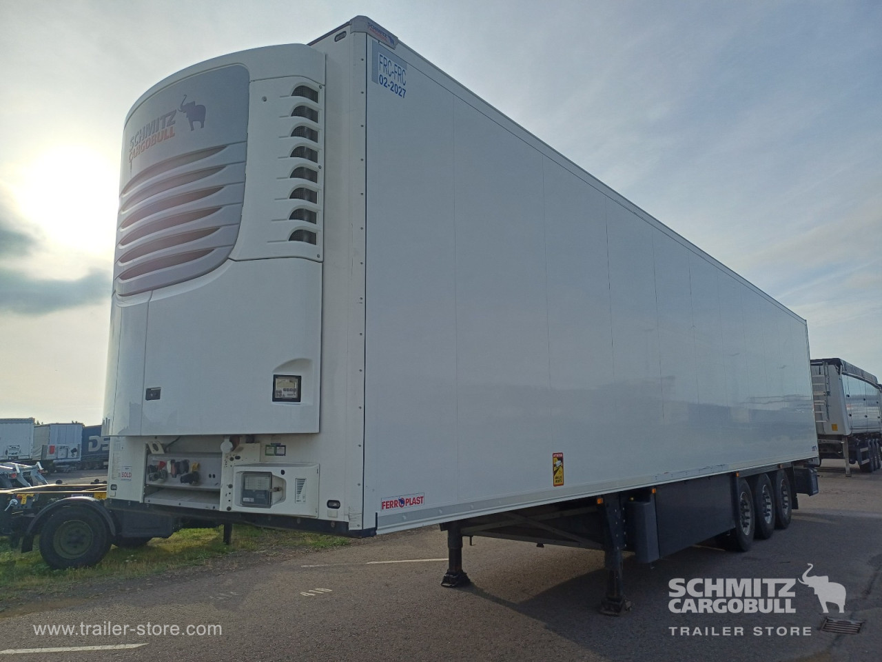 Schmitz Cargobull Tiefkühler Multitemp Trennwand 