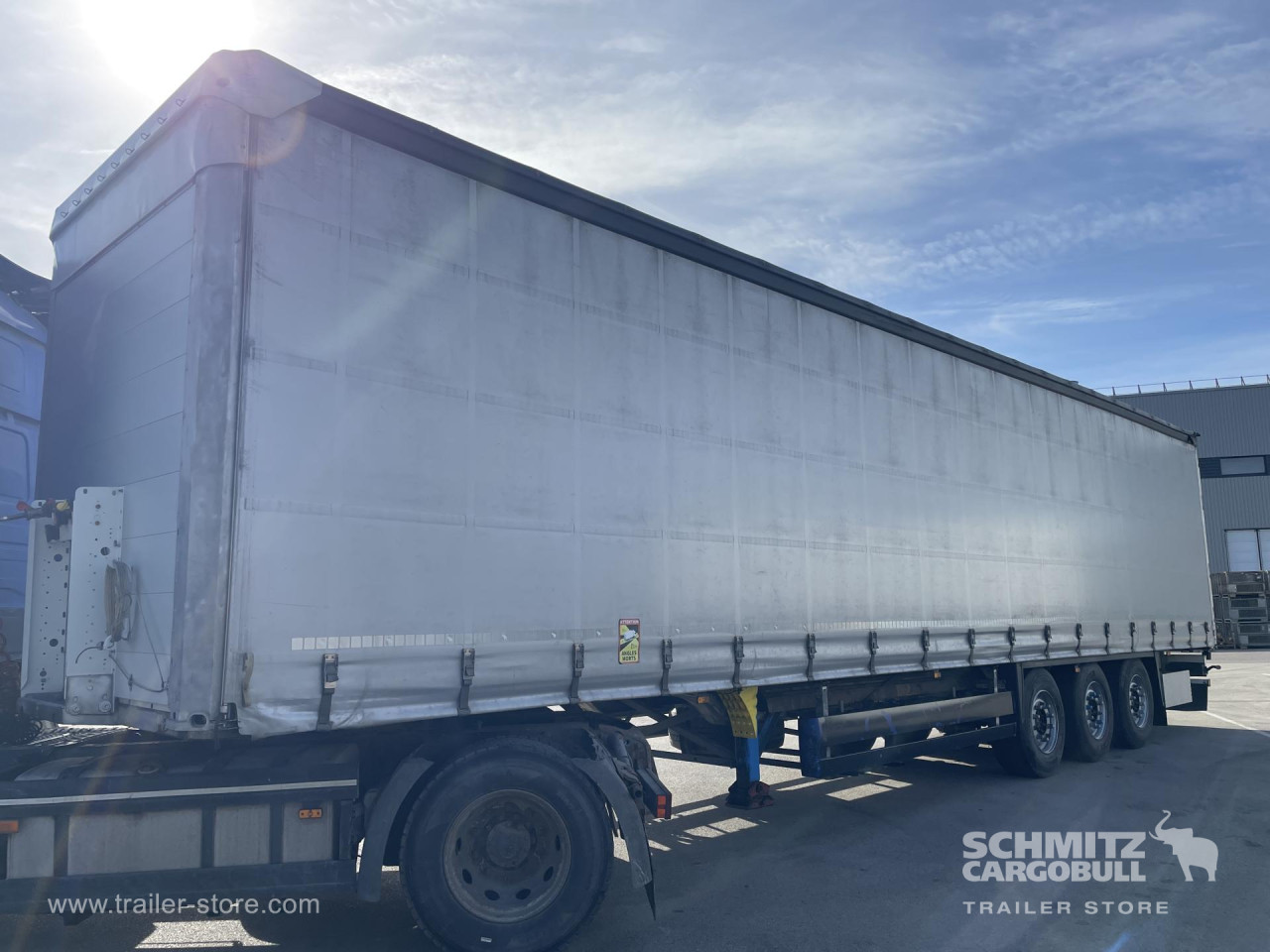 Schmitz Cargobull Curtainsider Standard 