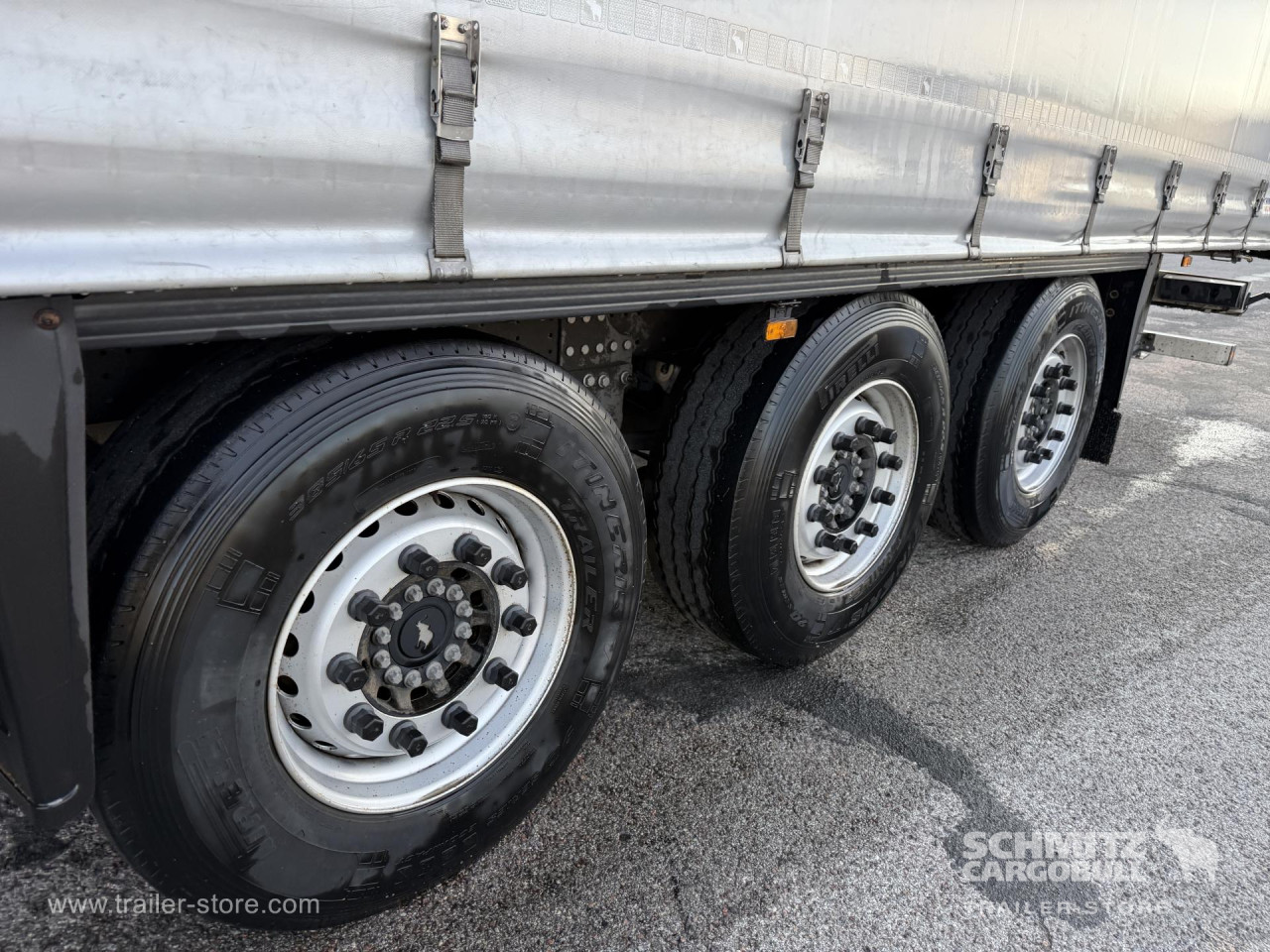 Schmitz Cargobull Curtainsider Standard 