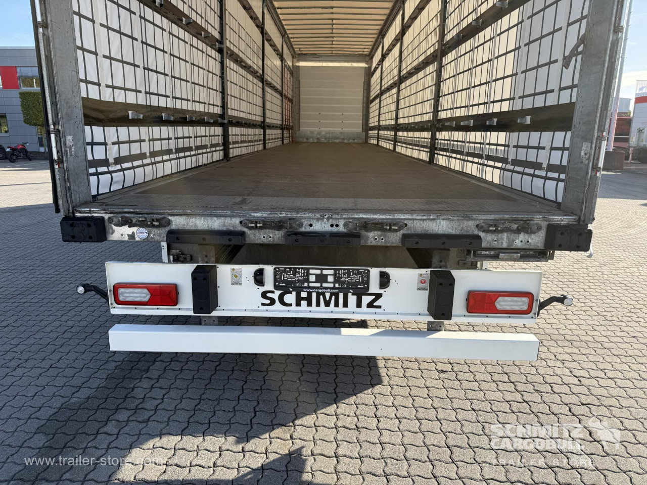 Schmitz Cargobull Curtainsider Standard 