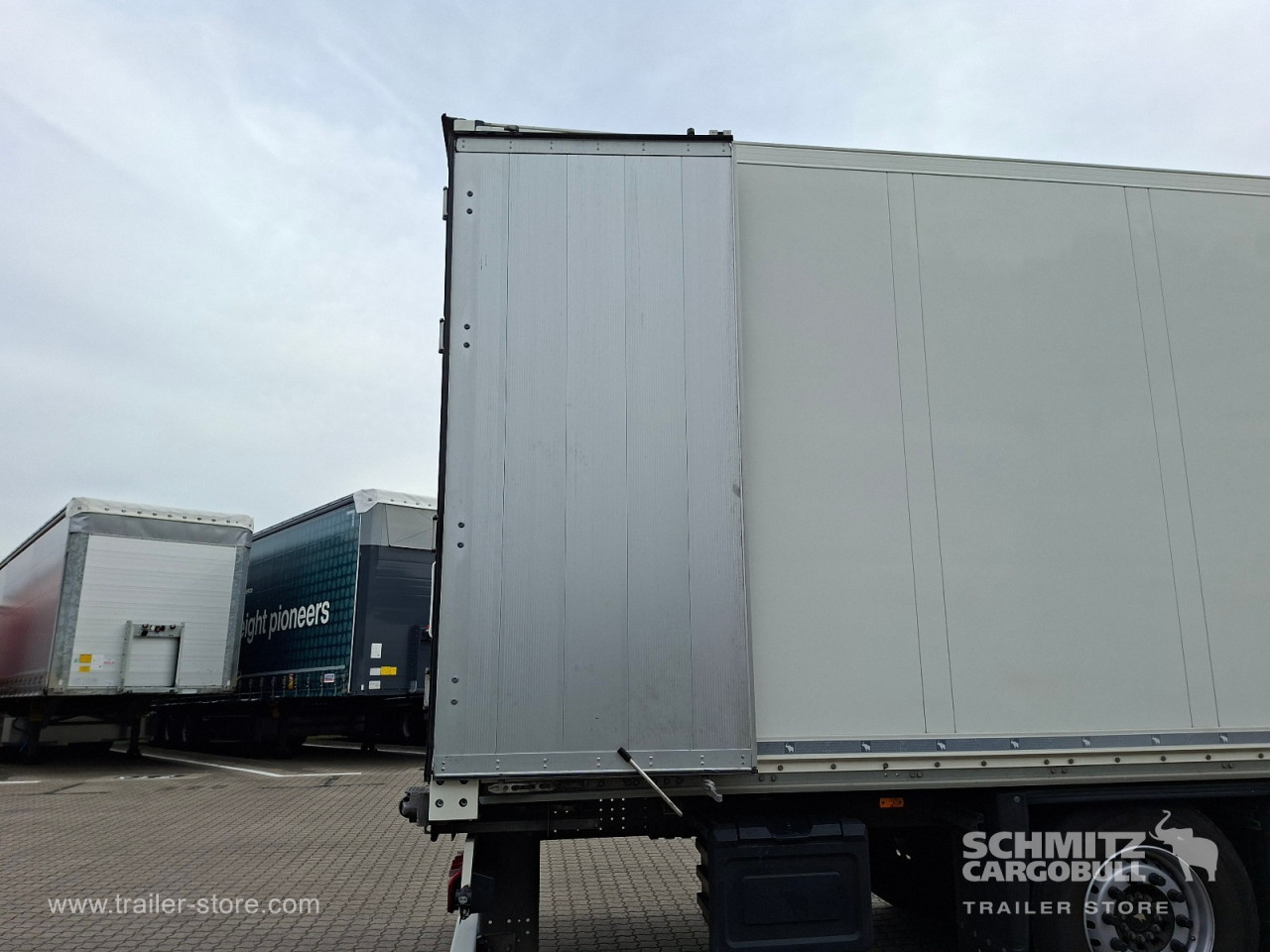 Schmitz Cargobull Trockenfrachtkoffer Standard Doppelstock 