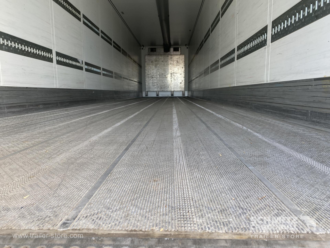 Schmitz Cargobull Semitrailer Reefer Standard Hayon 