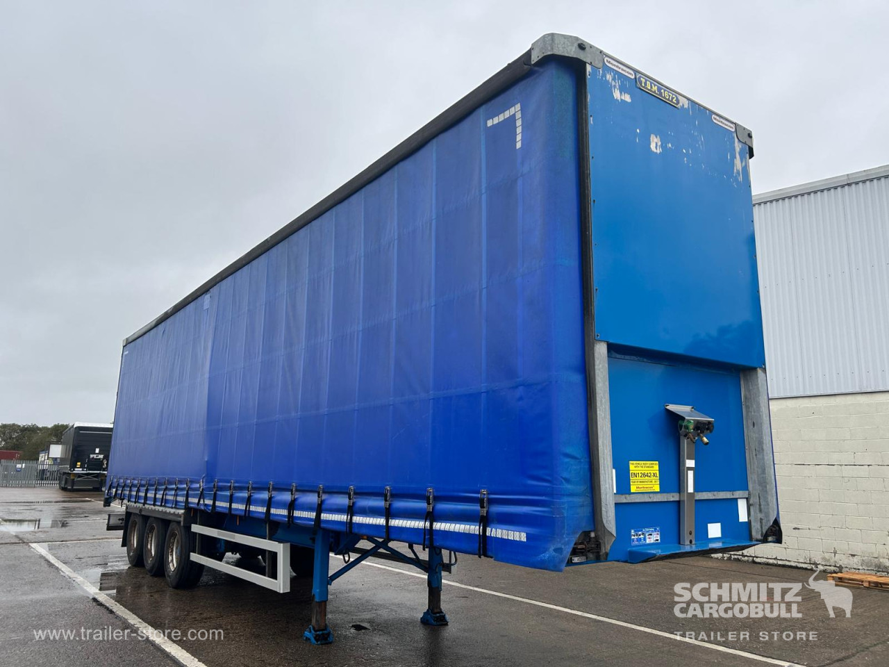 MONTRACON Curtainsider Standard UK 