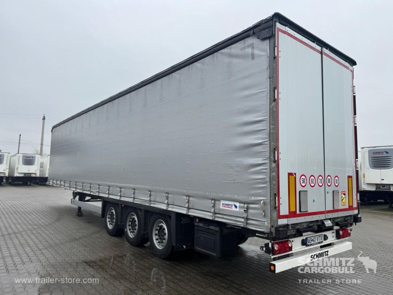 Schmitz Cargobull Curtainsider Mega 