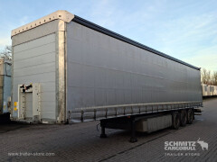 Schmitz Cargobull Curtainsider Standard Getränke 
