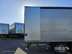 Schmitz Cargobull Curtainsider Standard Getränke 