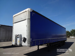 Schmitz Cargobull Curtainsider Varios 