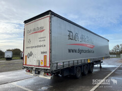 Schmitz Cargobull Curtainsider Mega 