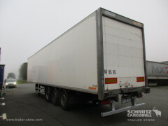 FRUEHAUF Semitrailer Dryfreight Standard Porte relevante 