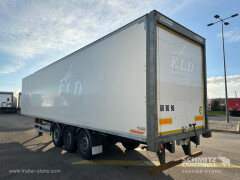 FRUEHAUF Semitrailer Dryfreight Standard Porte relevante 