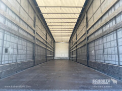 Schmitz Cargobull Curtainsider Varios 