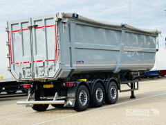Schmitz Cargobull Oplegger Kipper Staal rond 51m³ 