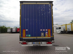 Schmitz Cargobull Curtainsider Varios 
