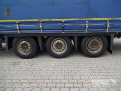 Schmitz Cargobull Curtainsider Varios 
