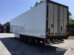 Schmitz Cargobull Reefer Meat hanging system 