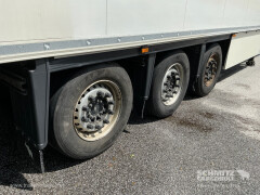 Schmitz Cargobull Reefer Meat hanging system 