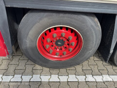 Schmitz Cargobull Oplegger Vries Standard Taillift 