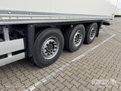 Schmitz Cargobull Oplegger Kasten Standard Roller shutter door 