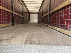 Schmitz Cargobull Semitrailer Curtainsider Standard Hayon 