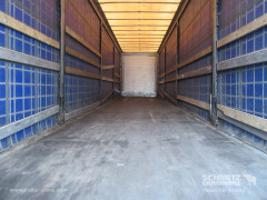 Schmitz Cargobull Curtainsider Mega Getränke 