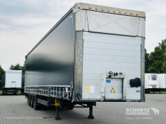 Schmitz Cargobull Curtainsider Mega Getränke 