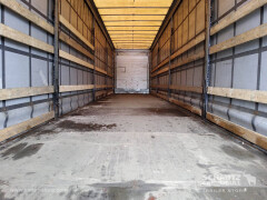 Schmitz Cargobull Curtainsider Mega Getränke 