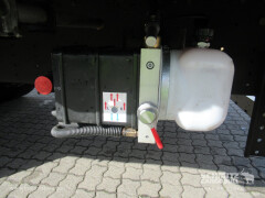 Schmitz Cargobull Curtainsider Mega Getränke 