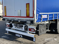 Schmitz Cargobull Curtainsider Standard Getränke 