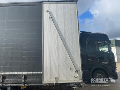 Schmitz Cargobull Curtainsider Varios 
