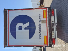 Schmitz Cargobull Curtainsider Mega Getränke 