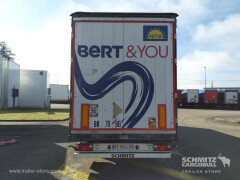 Schmitz Cargobull Semitrailer Curtainsider Mega 
