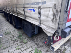 Schmitz Cargobull Curtainsider Mega 