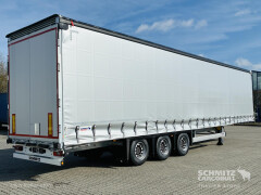 Schmitz Cargobull Curtainsider Mega Getränke 