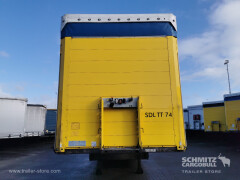 Schmitz Cargobull Curtainsider Standard Getränke 