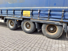 Krone Curtainsider Mega 