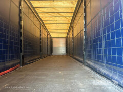 Schmitz Cargobull Semitrailer Curtainsider Mega 