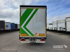 Schmitz Cargobull Curtainsider Mega Getränke 