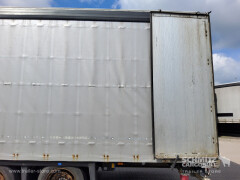 Schmitz Cargobull Curtainsider Mega Getränke 