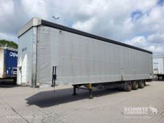 Schmitz Cargobull Curtainsider Mega Getränke 
