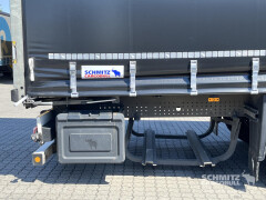 Schmitz Cargobull Curtainsider Standard Getränke 