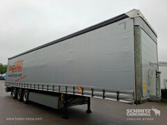 Schmitz Cargobull Curtainsider Standard Getränke 