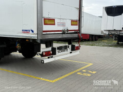 Schmitz Cargobull Oplegger Vries Standard Roller shutter door 