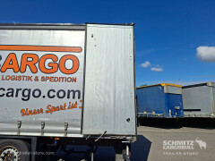 Schmitz Cargobull Curtainsider Standard Getränke 
