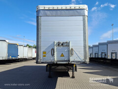 Schmitz Cargobull Curtainsider Standard Getränke 