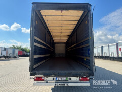 Schmitz Cargobull Curtainsider Mega 