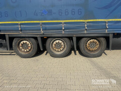 Schmitz Cargobull Curtainsider Mega 